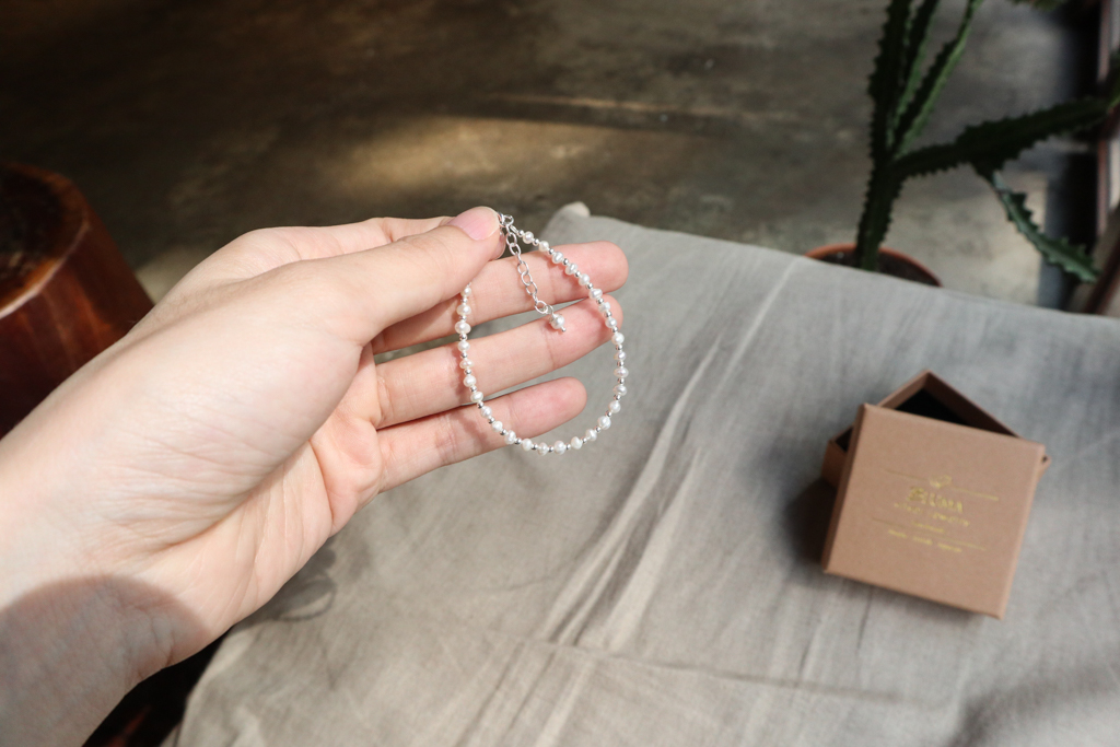 台灣平價飾品網購推薦BLUMA銀飾純銀珍珠白的浪漫純銀手鍊