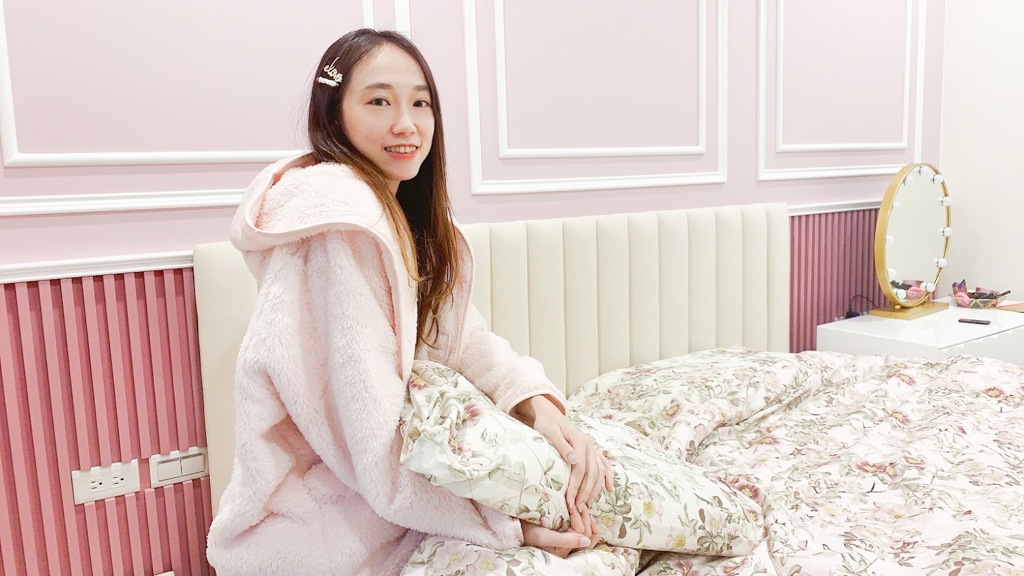 KanaiiBoom專櫃睡衣愛的手套刷毛外套粉開箱分享評價