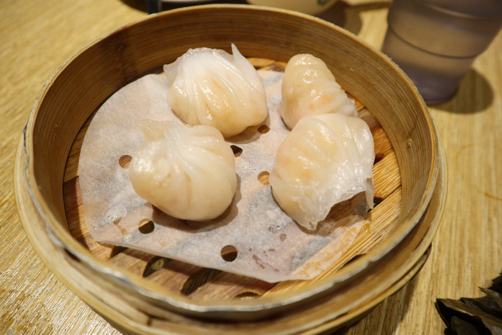 晶瑩鮮蝦餃 NT$138 Prawn Dumpling (4pcs) 海老入り蒸し餃子 새우하가우