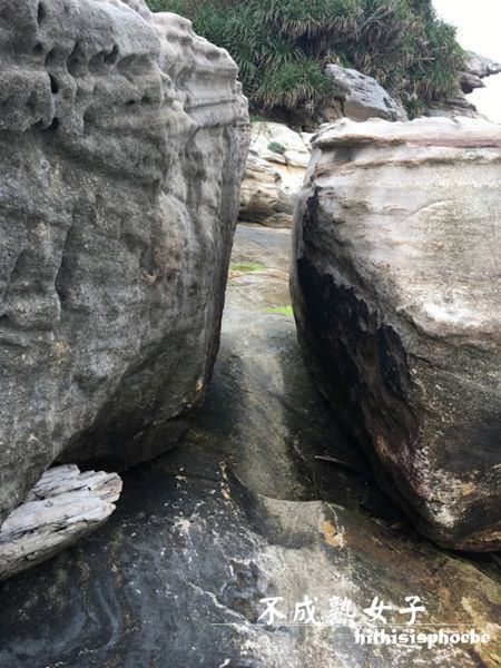 神秘海岸岩石